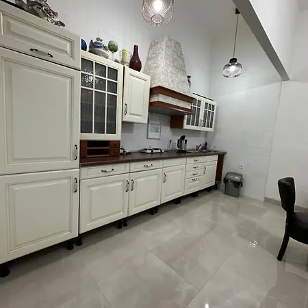 Monte Apartment